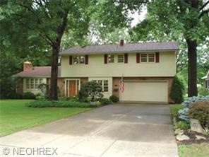 935 E 3rd St, Dover, OH 44622 photo 2