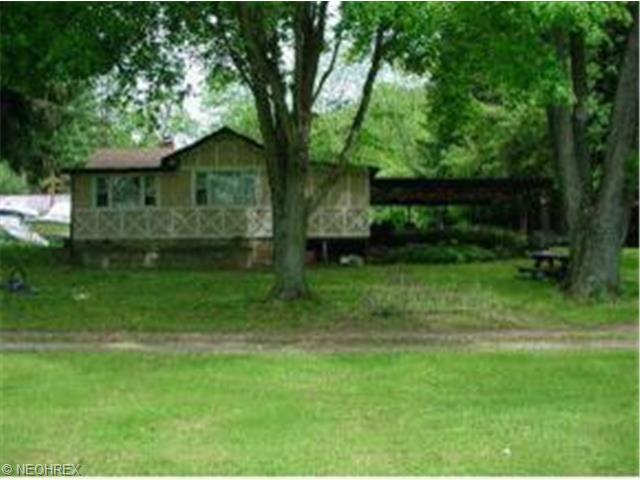 621 Wright Ave, Alliance, OH 44601 photo 1