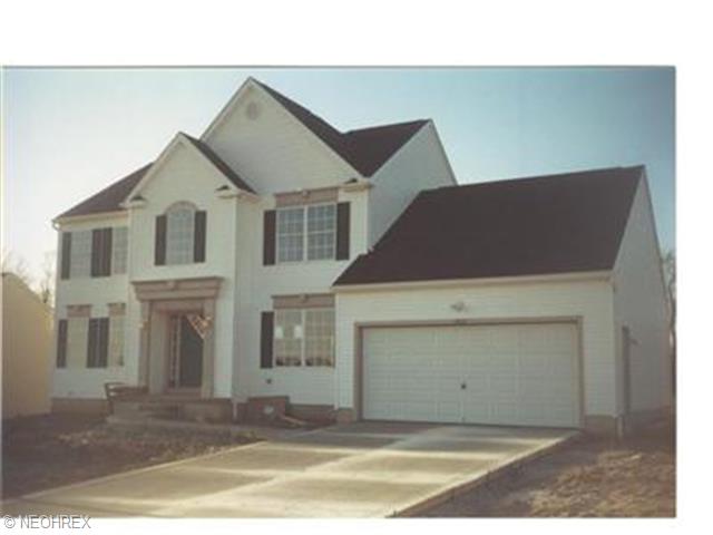 511 Thayer Dr, Wadsworth, OH 44281 photo 1