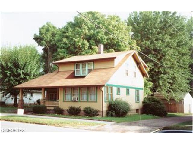 881 E 3rd St, Salem, OH 44460 photo 1