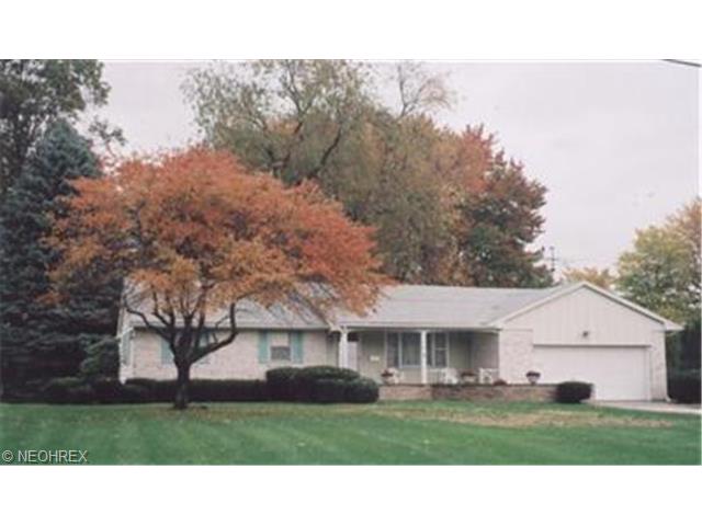 63 Lakeshore Dr, Struthers, OH 44471 photo 1