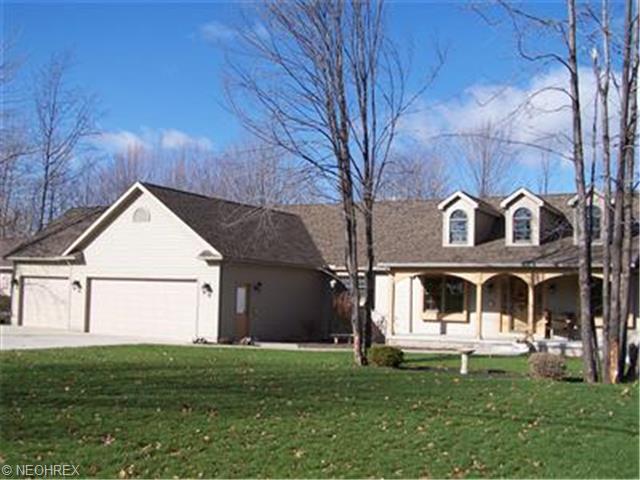 235 Clingan Rd, Struthers, OH 44471 photo 1
