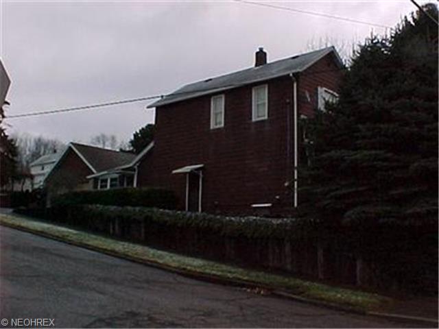 59 Frank St, Struthers, OH 44471 photo 1