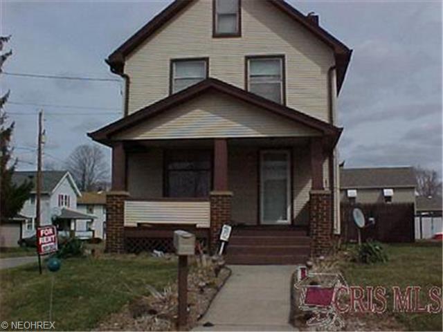 190 Center St, Struthers, OH 44471 photo 1