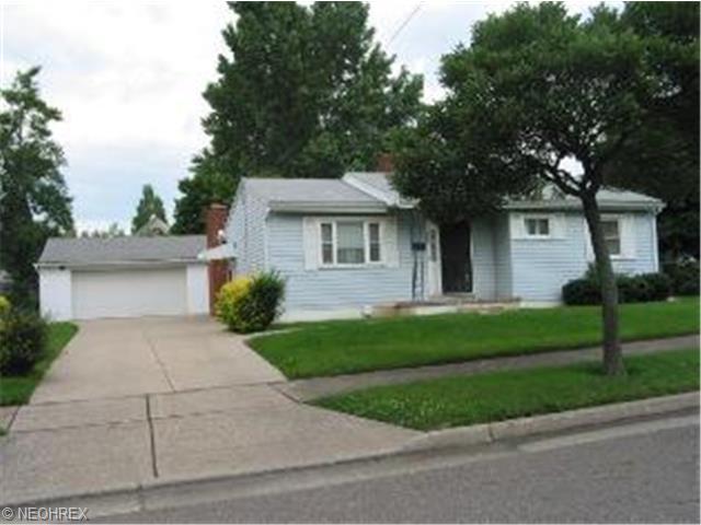 591 Kipling St, Akron, OH 44311 photo 1