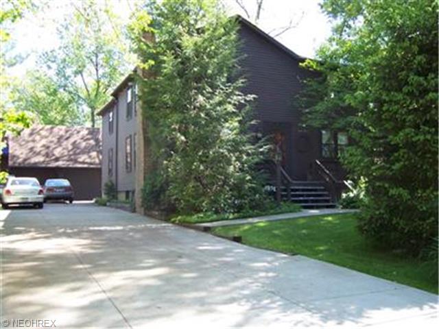 150 E Warner Rd, Akron, OH 44319 photo 1