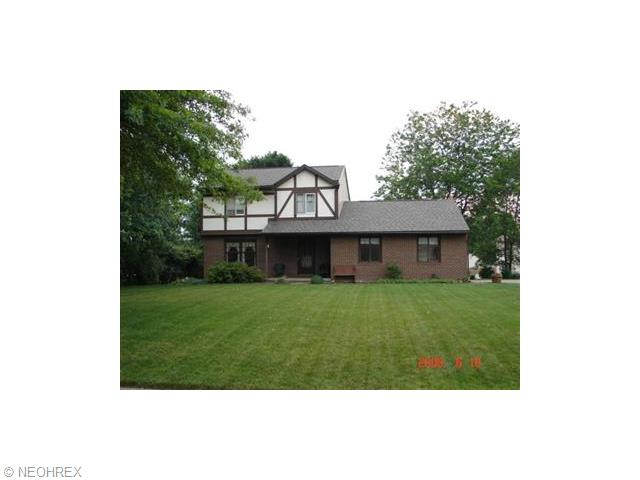 3491 Cardiff Ave, Canton, OH 44708 photo 2