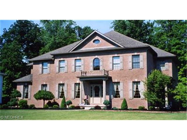 650 Saddlebrook Dr, Youngstown, OH 44512 photo 1