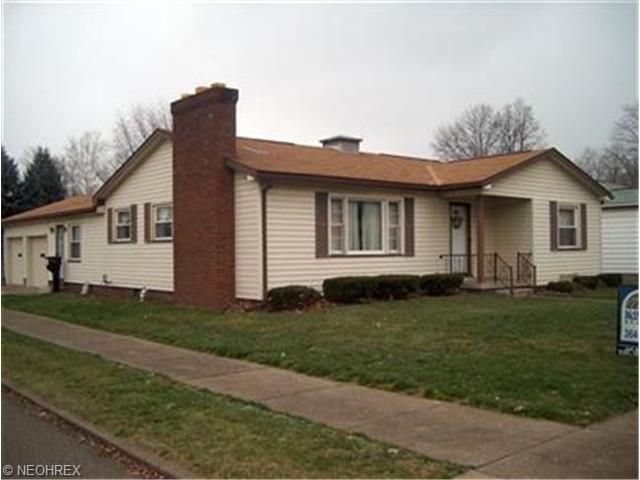200 Buckeye St, Dover, OH 44622 photo 1