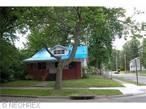 970 Peerless Ave, Akron, OH 44320 photo 1