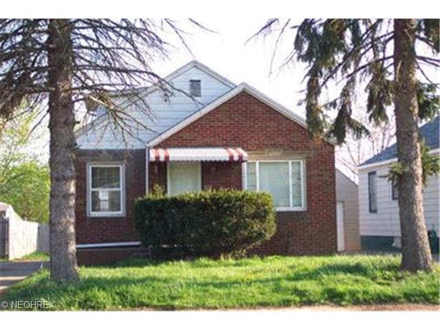 2702 Lincoln St E, Canton, OH 44707 photo 1