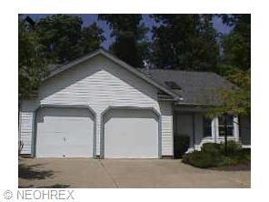800 Hampton Cir #5, Aurora, OH 44202 photo 1