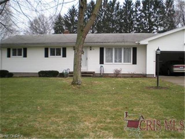 74 Moore Rd, Akron, OH 44319 photo 1