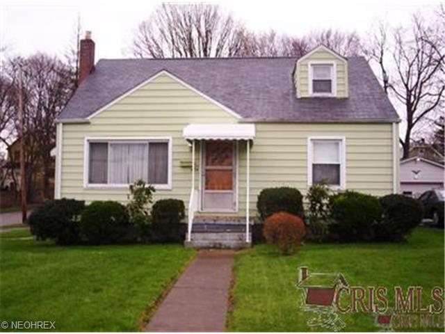 424 Elm St, Struthers, OH 44471 photo 1