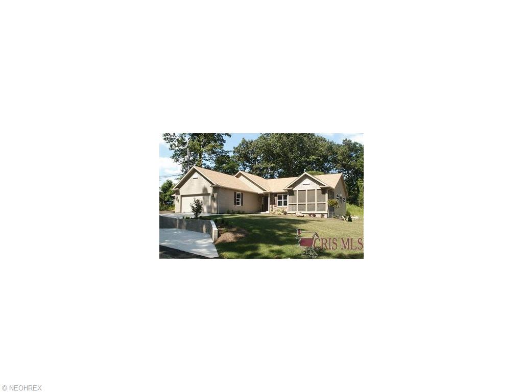 1645 W Park Dr NW, Canton, OH 44708 photo 1