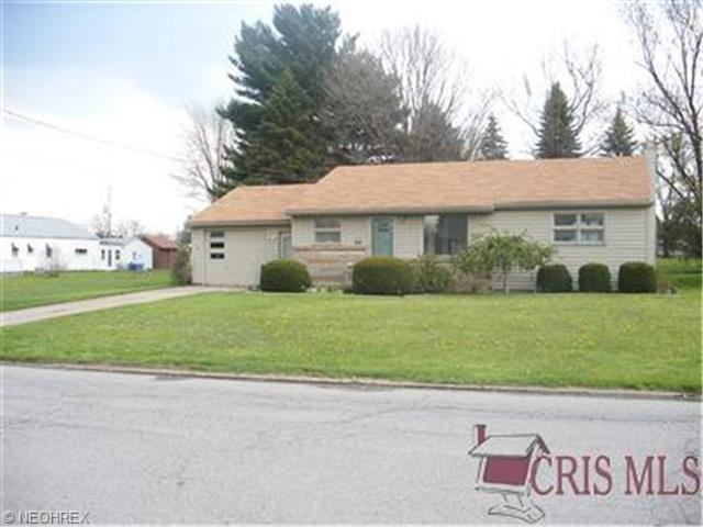 344 W Omar St, Struthers, OH 44471 photo 1