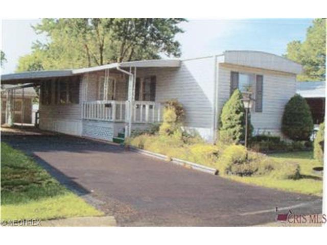 63 Rolling Acres Cir E, Massillon, OH 44647 photo 1