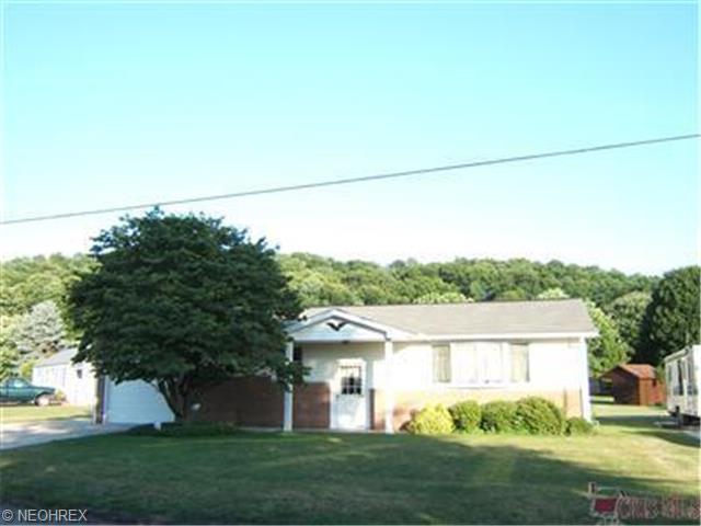 813 Mcdaniel Ave SE, Minerva, OH 44657 photo 1