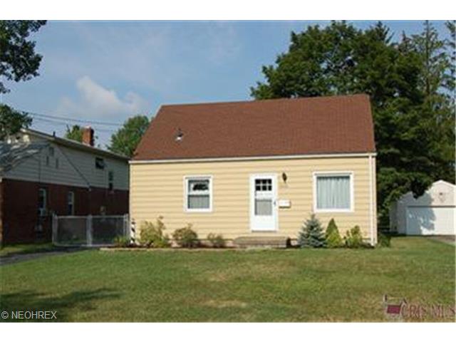 4044 Risher Rd, Youngstown, OH 44511 photo 1