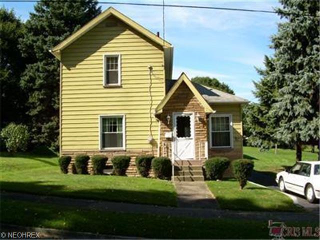 32 Grace St, Struthers, OH 44471 photo 1