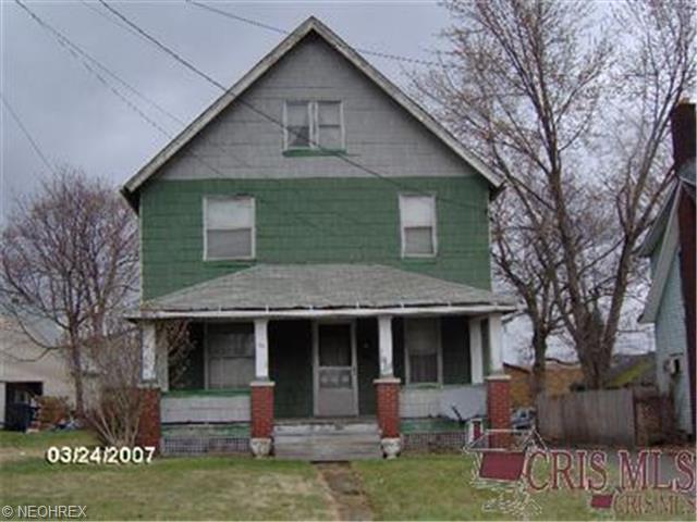 119 Sexton St, Struthers, OH 44471 photo 2