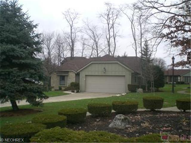 9 Oak Pointe Dr, Coshocton, OH 43812 photo 1