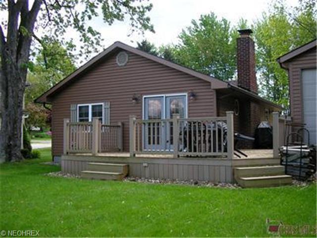 27172 Lakeside Dr, Beloit, OH 44609 photo 1