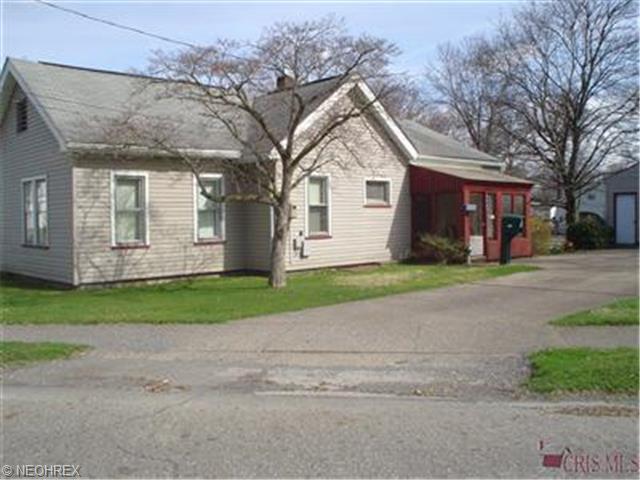 683 5th St, Niles, OH 44446 photo 1