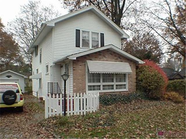 210 E 28th St, Dover, OH 44622 photo 1