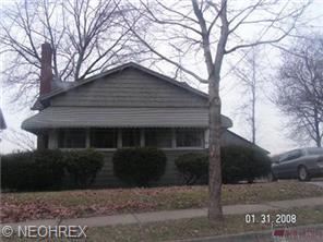 604 Hedden Ave, Akron, OH 44311 photo 1