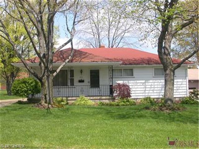 471 Geneva Ave, Struthers, OH 44471 photo 1