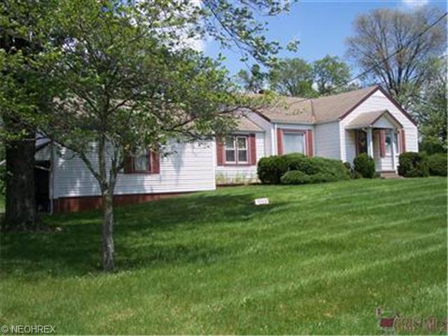  4275 Georgetown St NE, East Canton, OH 44730 photo 1