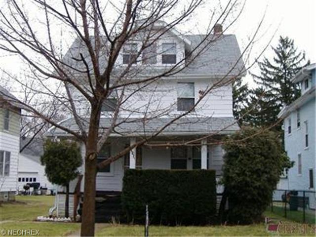 711 Noah Ave, Akron, OH 44320 photo 1