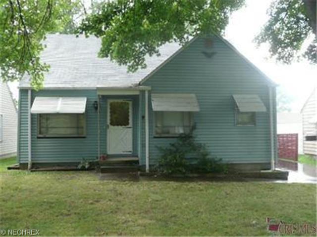 377 Poland Ave, Struthers, OH 44471 photo 1