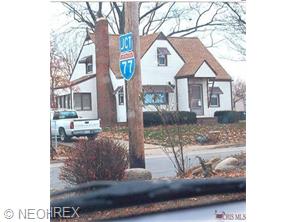 668 E Wilbeth Rd, Akron, OH 44306 photo 2