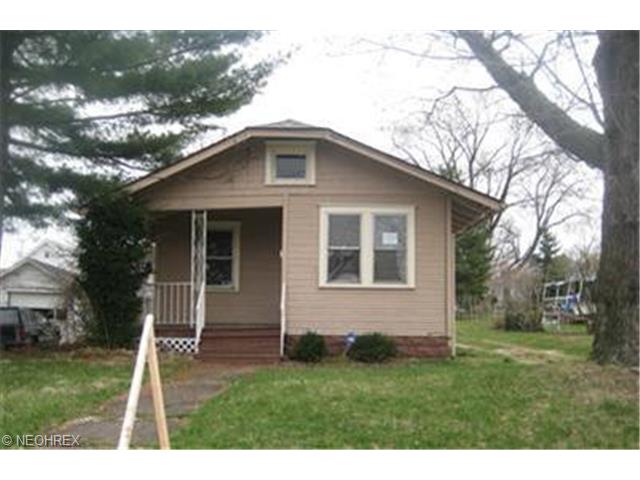 669 Mohawk Ave, Akron, OH 44305 photo 1