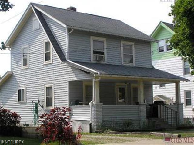 592 Noah Ave, Akron, OH 44320 photo 1