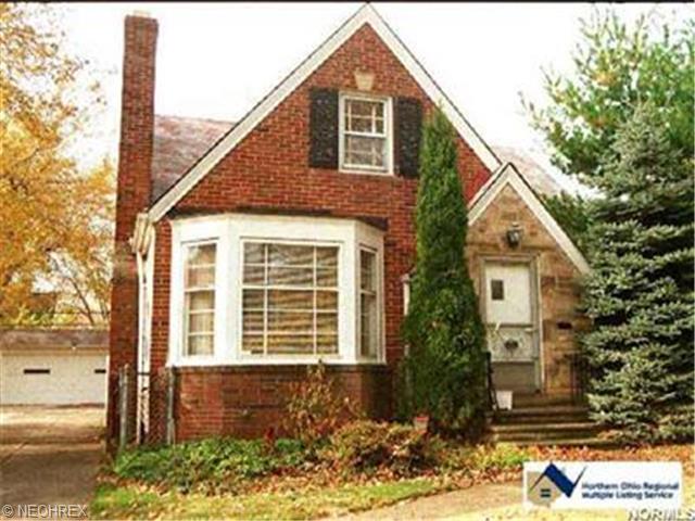 332 E 214, Euclid, OH 44123 photo 1