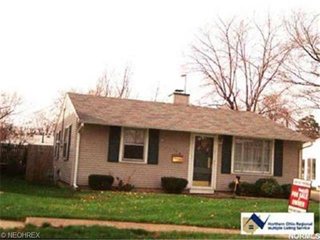 198 Beebe Ave, Elyria, OH 44035 photo 1