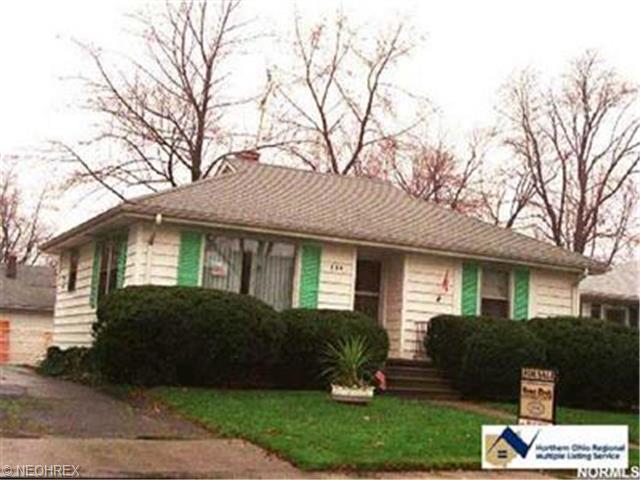 284 Roosevelt Ave, Elyria, OH 44035 photo 1