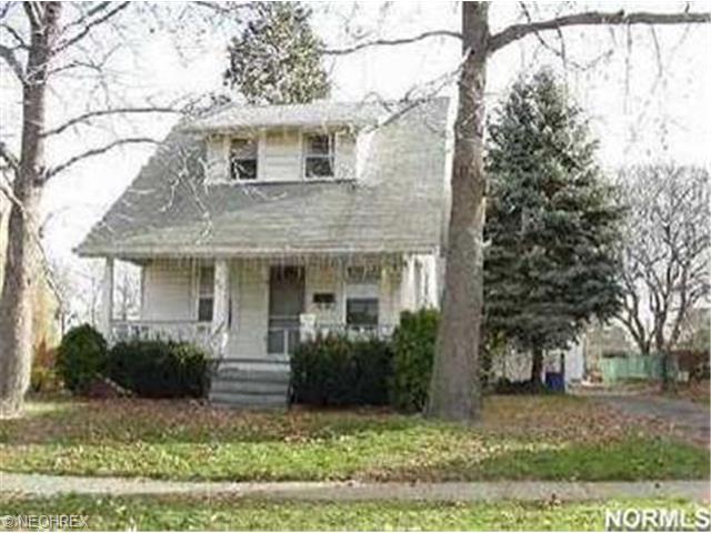 861 E 237, Euclid, OH 44123 photo 1