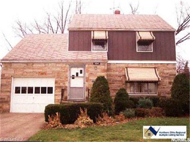 354 E 215, Euclid, OH 44123 photo 1