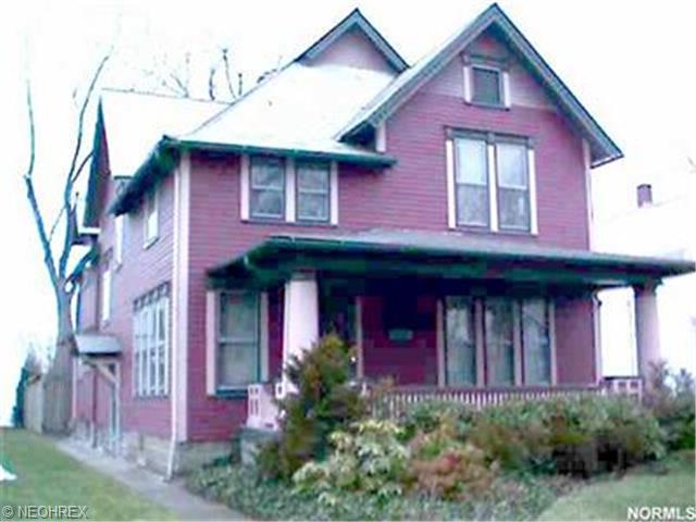 1921 Walnut Blvd, Ashtabula, OH 44004 photo 1