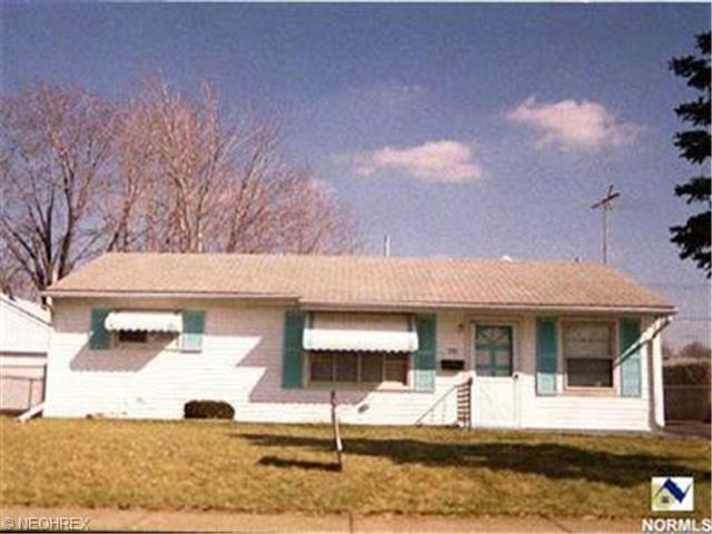 587 Willow Park Rd, Elyria, OH 44035 photo 1
