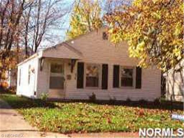 518 Fairmount Ave, Elyria, OH 44035 photo 1