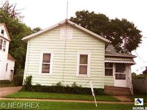 109 Parkview Ct, Elyria, OH 44035 photo 1