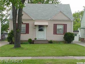 20807 Watson Rd, Maple Heights, OH 44137 photo 1