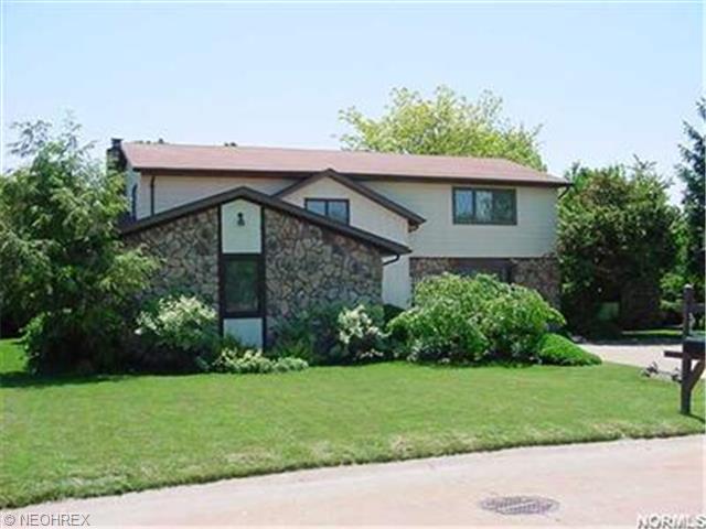 508 E Stoneway Dr, Sandusky, OH 44870 photo 1