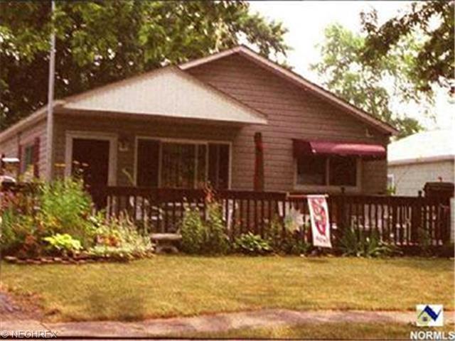 521 Garfield, Elyria, OH 44035 photo 1