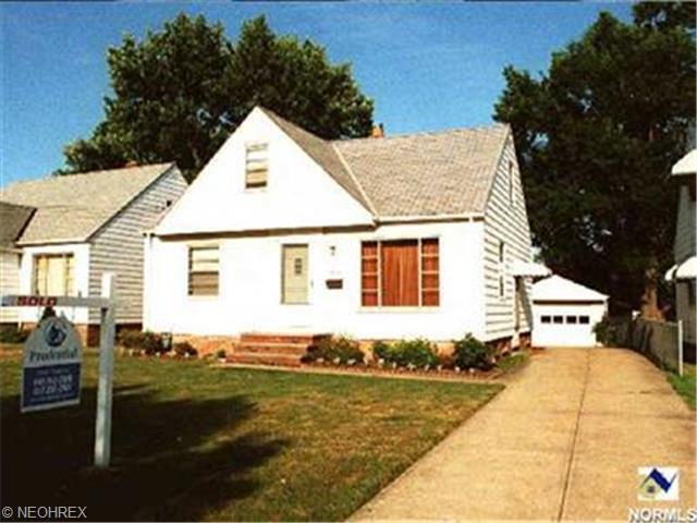 1808 E 294th St, Wickliffe, OH 44092 photo 1